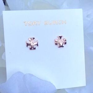 NWOT Tory Burch Rose Gold Kira Small Curved Stud Earring’s